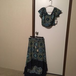 NEW!!!! Cute two piece dress set size medium